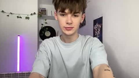 yoursweetyguy online show from April 2026 03:26:01 PM