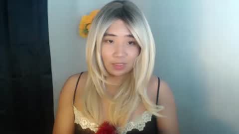 Snapshot of yourtransjeen chatting on March 2025 09:37:01 PM Jeen online show from March 2025 09:37:01 PM