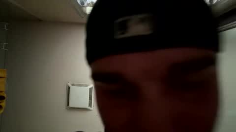 Snapshot of yourwhiteislandboy chatting on June 2026 10:06:02 AM yourwhiteislandboy online show from June 2026 10:06:02 AM