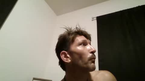 youwakimb11 online show from April 2026 07:31:01 AM