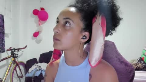 Snapshot of youwishtobeme chatting on February 2025 11:48:02 PM elizabeth ju online show from February 2025 11:48:02 PM