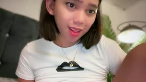 YowgineTheGreat online show from February 2025 08:55:01 PM