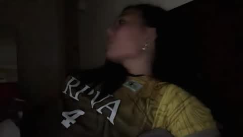 Snapshot of yrdrmgrl_jennie26 chatting on November 2025 07:35:02 AM yrdrmgrl_jennie26 online show from November 2025 07:35:02 AM