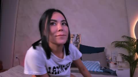 Snapshot of yukiluna1 chatting on May 2026 06:09:01 PM Yuki online show from May 2026 06:09:01 PM