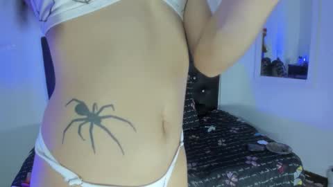 Yukio Davis  online show from November 2025 01:13:01 PM