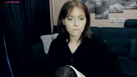 YukiShine online show from April 2026 10:18:02 AM