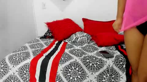 yuleimys_rosse online show from December 2025 12:16:02 AM