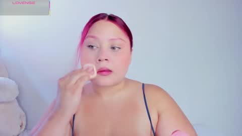 Yuliet online show from September 2025 05:12:02 PM