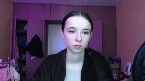 Yuliia online show from April 2026 06:14:01 AM