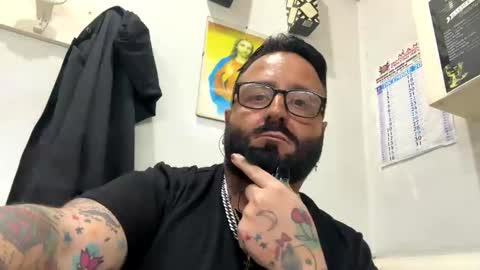 Snapshot of yuliboobs chatting on December 2024 06:09:01 PM yuliboobs online show from December 2024 06:09:01 PM