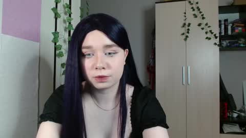 Snapshot of yuly_soft chatting on December 2025 05:06:02 PM Eva online show from December 2025 05:06:02 PM