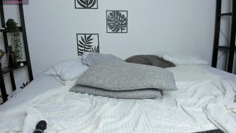 Snapshot of yuly_terner chatting on January 2025 10:06:02 AM Yulia Terner online show from January 2025 10:06:02 AM