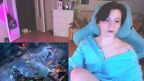 Snapshot of yum_neko_chan chatting on March 2025 07:05:01 PM Kris online show from March 2025 07:05:01 PM