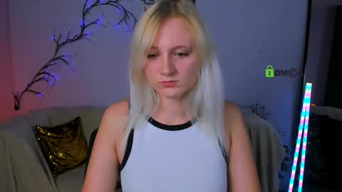 Snapshot of yume_sakura_ chatting on September 2025 04:32:02 PM yume_sakura_ online show from September 2025 04:32:02 PM