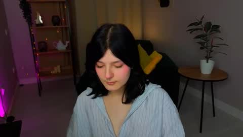 Yumi online show from March 2026 06:30:02 AM