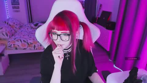 Yumi 3 online show from December 2025 08:55:02 AM