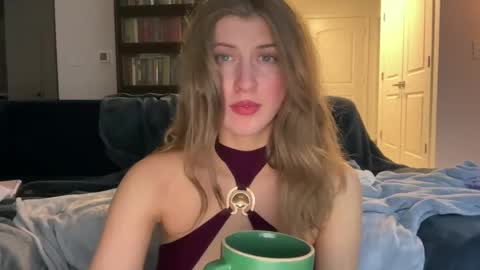 Snapshot of yumiandwolf chatting on February 2025 04:44:01 AM yumiandwolf online show from February 2025 04:44:01 AM