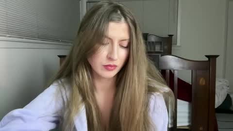 Snapshot of yumiandwolf chatting on November 2025 03:01:02 AM yumiandwolf online show from November 2025 03:01:02 AM