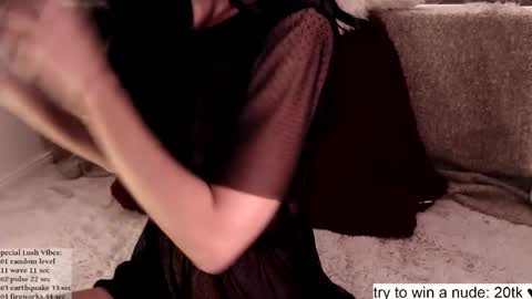 Mia  online Monday 10pm CET online show from March 2026 08:24:01 PM