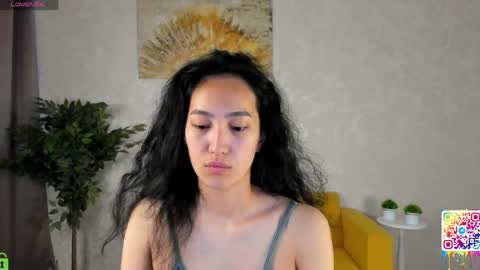 Snapshot of yummy_lamii chatting on April 2026 03:42:02 AM Cindey online show from April 2026 03:42:02 AM