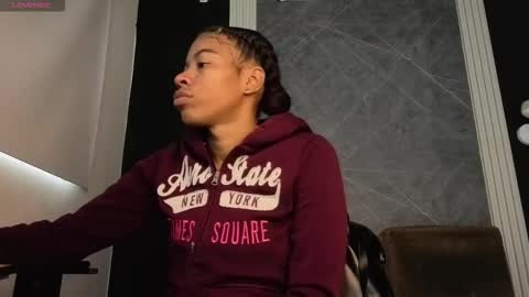 Yummyduo online show from October 2025 12:17:02 PM