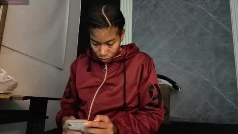 Yummyduo online show from November 2025 10:49:01 AM