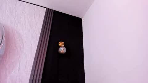 Yummyduo online show from April 2026 11:02:02 AM