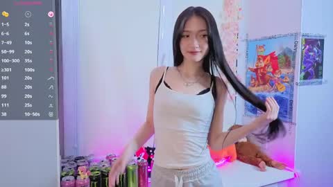 yung_leana online show from April 2026 06:31:02 PM