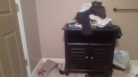 Snapshot of yungstallion10 chatting on January 2025 03:26:02 AM Fire 0range kush online show from January 2025 03:26:02 AM