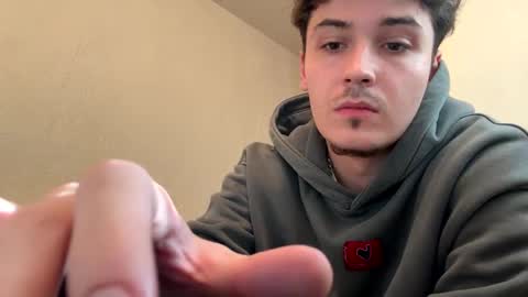 yungstudbev online show from September 2025 08:14:01 PM