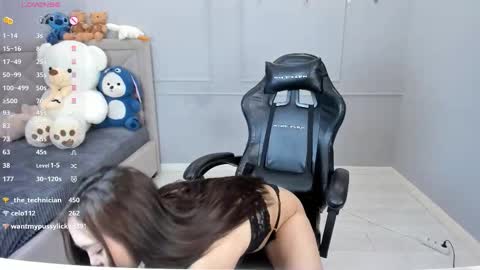 yunleah online show from March 2026 08:26:33 AM