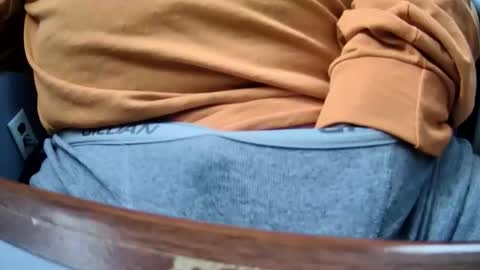 yuppers1234 online show from December 2025 02:15:01 PM