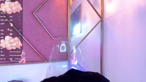 Yuri Stars online show from March 2025 06:23:01 PM