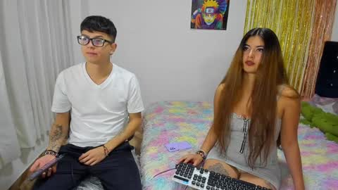 YURI AND MI BOY online show from December 2024 04:36:02 AM