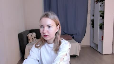 Alesia online show from November 2025 07:07:01 AM