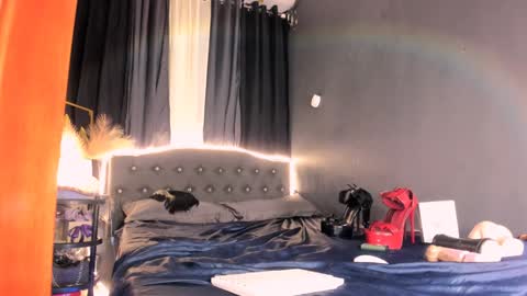 Yurie online show from February 2025 01:53:02 PM