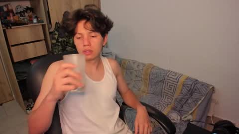 yurii_moody online show from November 2025 10:53:02 PM