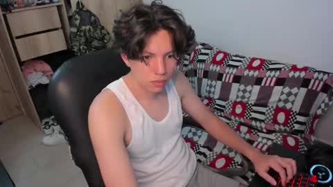 yurii_moody online show from December 2025 08:25:02 PM