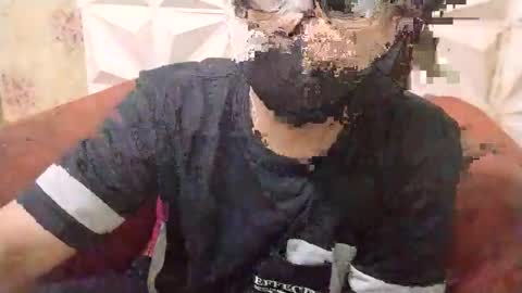 Snapshot of yutuando chatting on October 2025 03:43:01 AM yutuando online show from October 2025 03:43:01 AM