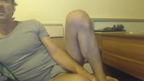 yvesstorm5 online show from December 2024 09:08:02 PM