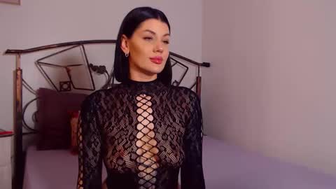 I V Y   online show from March 2026 08:03:01 PM