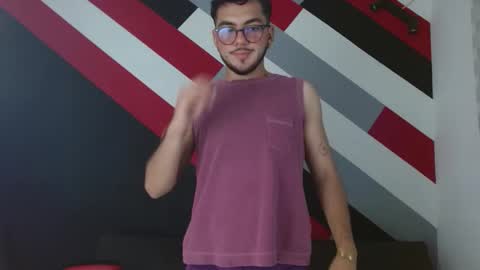 Zack  online show from November 2025 01:04:02 AM