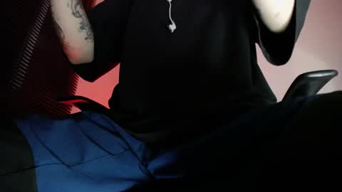 Zac Freelance model online show from April 2026 02:37:02 AM