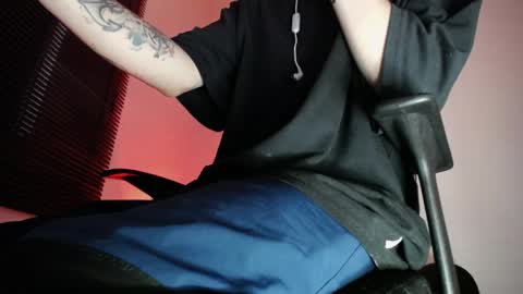 Zac Freelance model online show from April 2026 02:51:02 AM