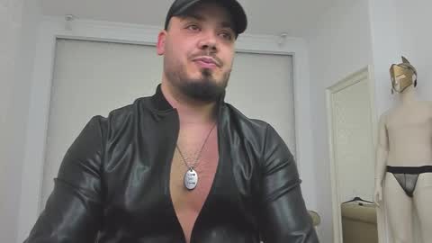 Snapshot of zackconnorsx chatting on December 2024 11:50:02 PM Zack online show from December 2024 11:50:02 PM