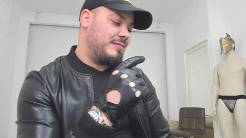 Snapshot of zackconnorsx chatting on December 2024 12:03:02 AM Zack online show from December 2024 12:03:02 AM