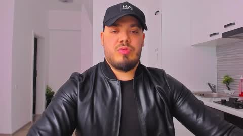 Snapshot of zackconnorsx chatting on February 2025 10:39:01 PM Zack online show from February 2025 10:39:01 PM