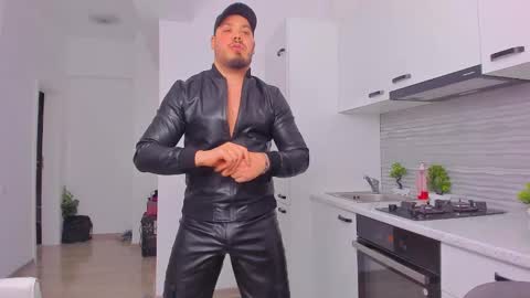 Snapshot of zackconnorsx chatting on February 2025 11:20:01 PM Zack online show from February 2025 11:20:01 PM