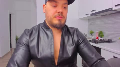 Snapshot of zackconnorsx chatting on February 2025 02:26:02 AM Zack online show from February 2025 02:26:02 AM