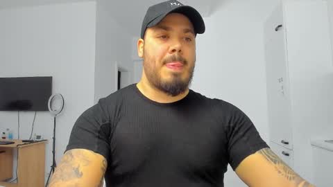 Snapshot of zackconnorsx chatting on March 2025 10:16:02 PM Zack online show from March 2025 10:16:02 PM